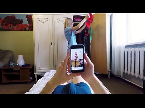 ❤️ 继妹在妈妈回家前让弟弟射精 ❌ Porno vk﹏﹏