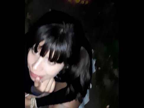 ❤️ 在街上膨胀的阴茎,以换取糖果 ❌ Porno vk﹏﹏
