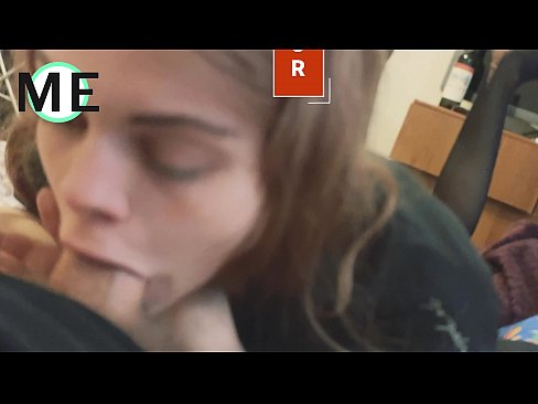 ❤️ 喉咙的鸡巴,撕裂的连裤袜和撕裂的高跟鞋很好地满足了 ❌ Porno vk﹏﹏